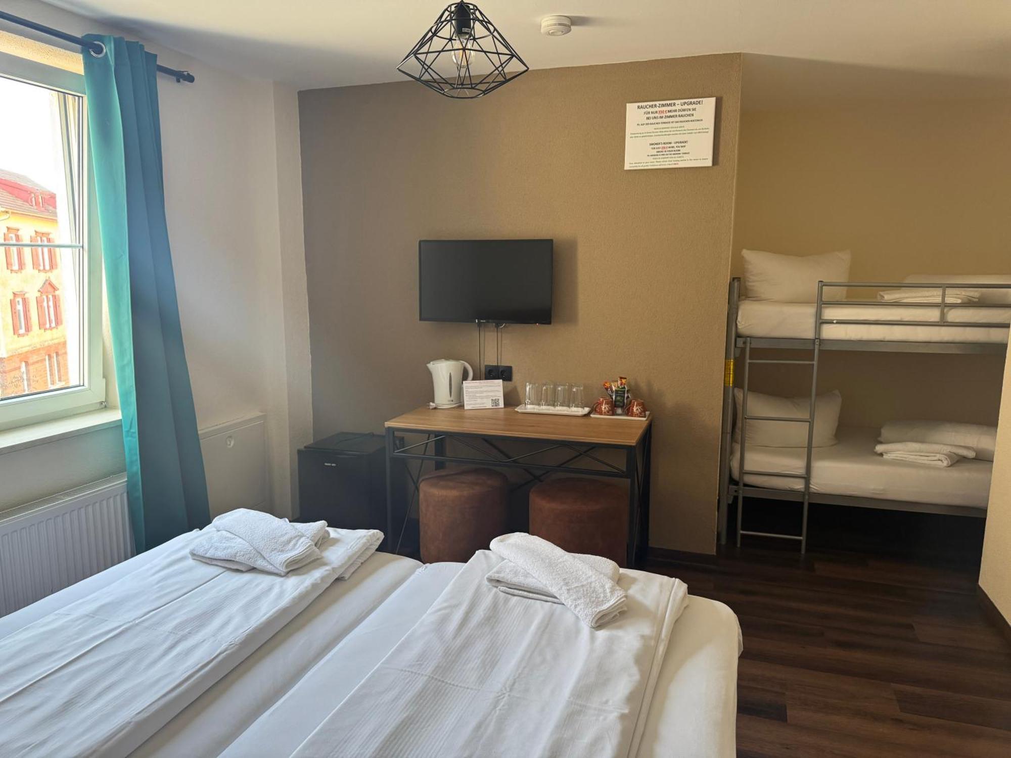 Hotel Capitol Zentrum - 24H - Friedrichshafen Ngoại thất bức ảnh